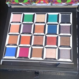 Urban Decay Alice Palette